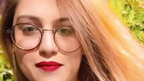 UK SETTLED FEMALE PROPOSAL
